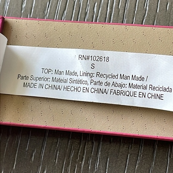 Betsy Johnson, cute fuchsia double heart belt - Picture 6 of 8